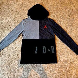 Air Jordan Youth Hoodie Size XL.  Black Gray Red.  Boys Size 13-15 Yrs.